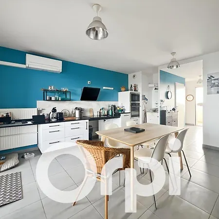 Pmr Avec Terrasse, Climatisation Et Parking A - Fr-1-559-42 Apartment