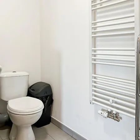 Apartmán Pmr Avec Terrasse, Climatisation Et Parking A - Fr-1-559-42 *
