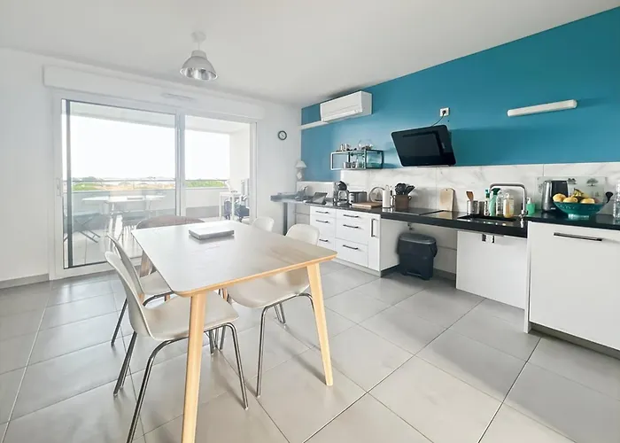 Pmr Avec Terrasse, Climatisation Et Parking A - Fr-1-559-42 Палава-ле-Фло